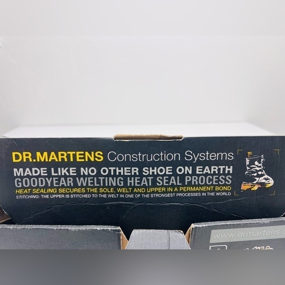 Dr Martins Vintage Women’s/Youth 90’s Ankle Boots Made In England Size 5 - Picture 11 of 11